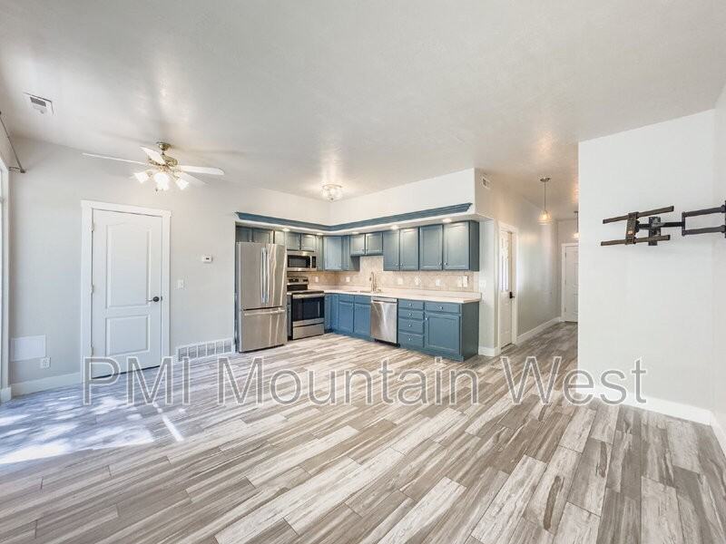 55 Peregrine Ln #6