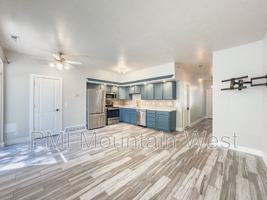 featured image of 55 Peregrine Ln #6
