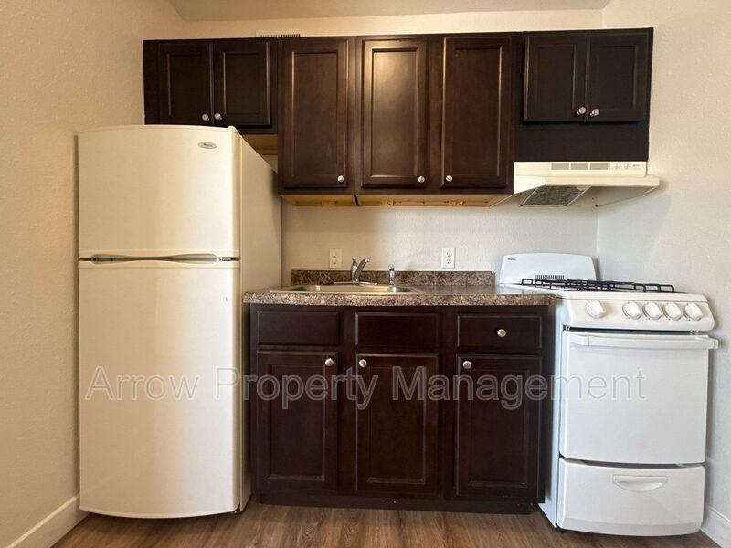 1414 Oakland Rd Ne - Photo 4 of 8