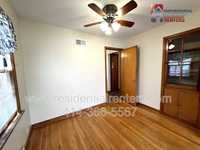 515 N 65th St - Photo 7 of 12