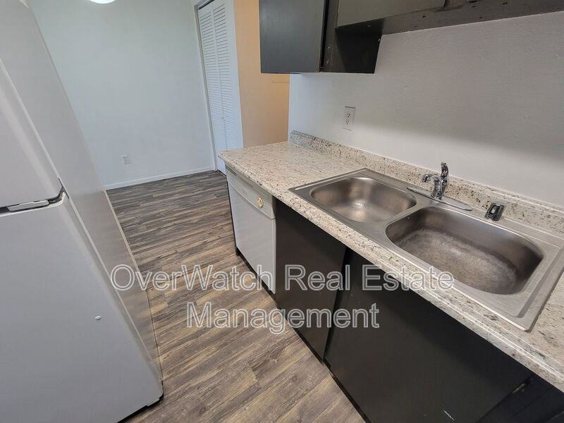 177 Micheal Ct #8 - Photo 4 of 12