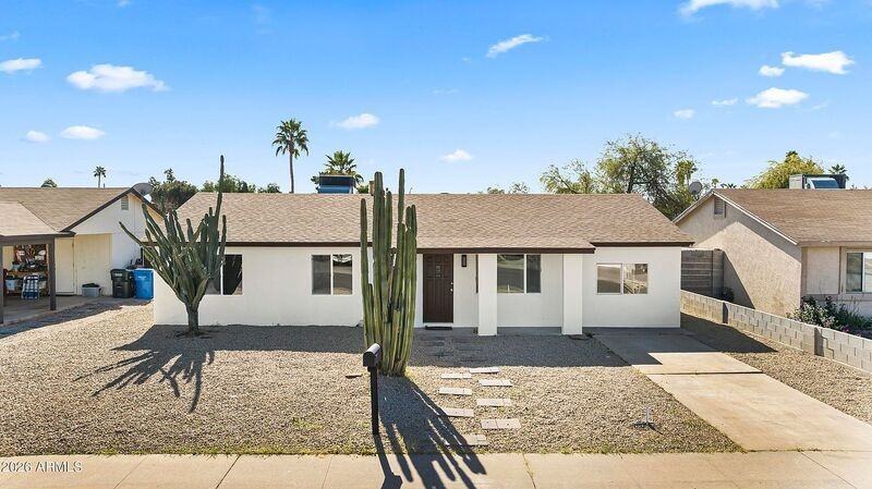 3763 E Evans Dr - Photo 2 of 32