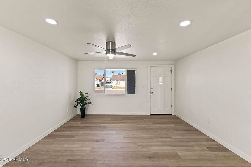 3763 E Evans Dr - Photo 5 of 32