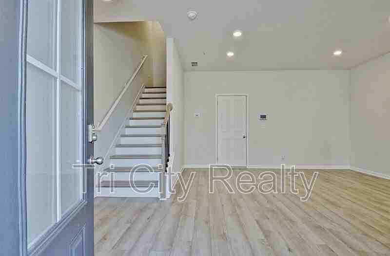 250 Cobalt Dr - Photo 4 of 50