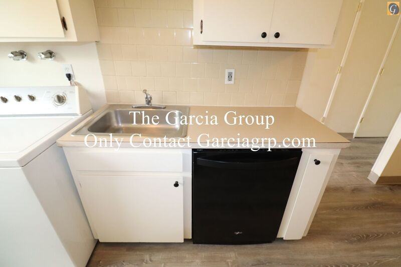 581 Holmes Ln #22 - Photo 4 of 50