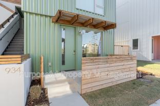 934 Hangar Dr - Photo 1 of 1