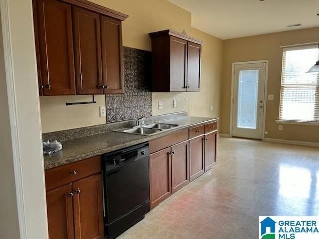 1004 Medinah Dr - Photo 6 of 28