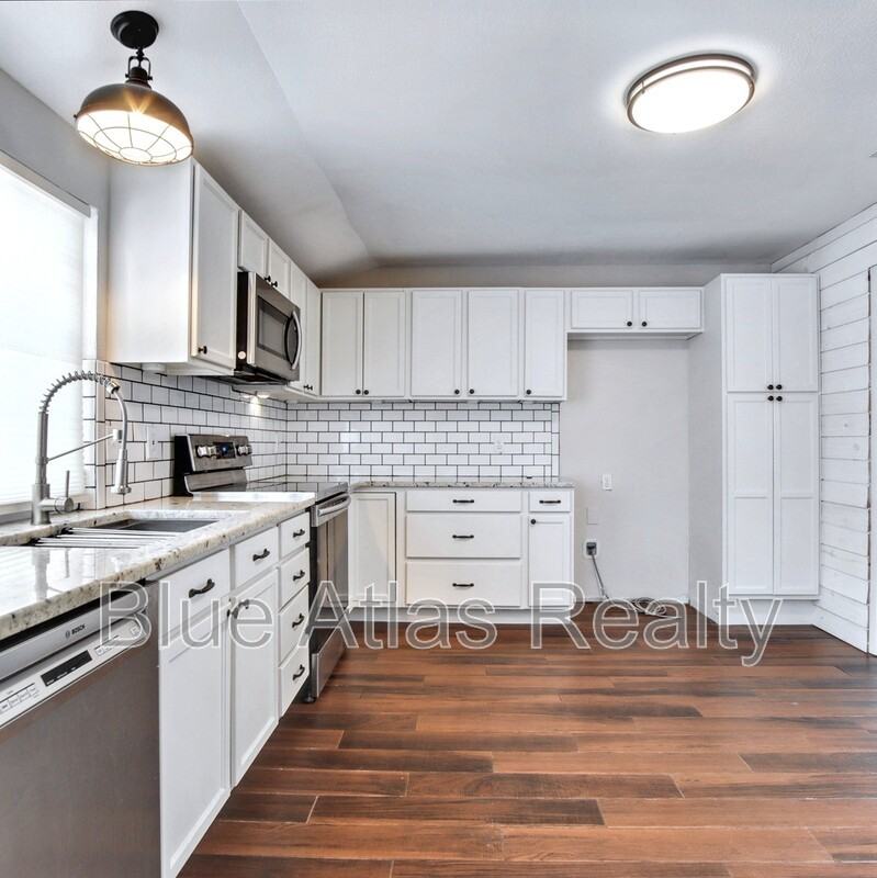 1313 Monaco Dr - Photo 4 of 24