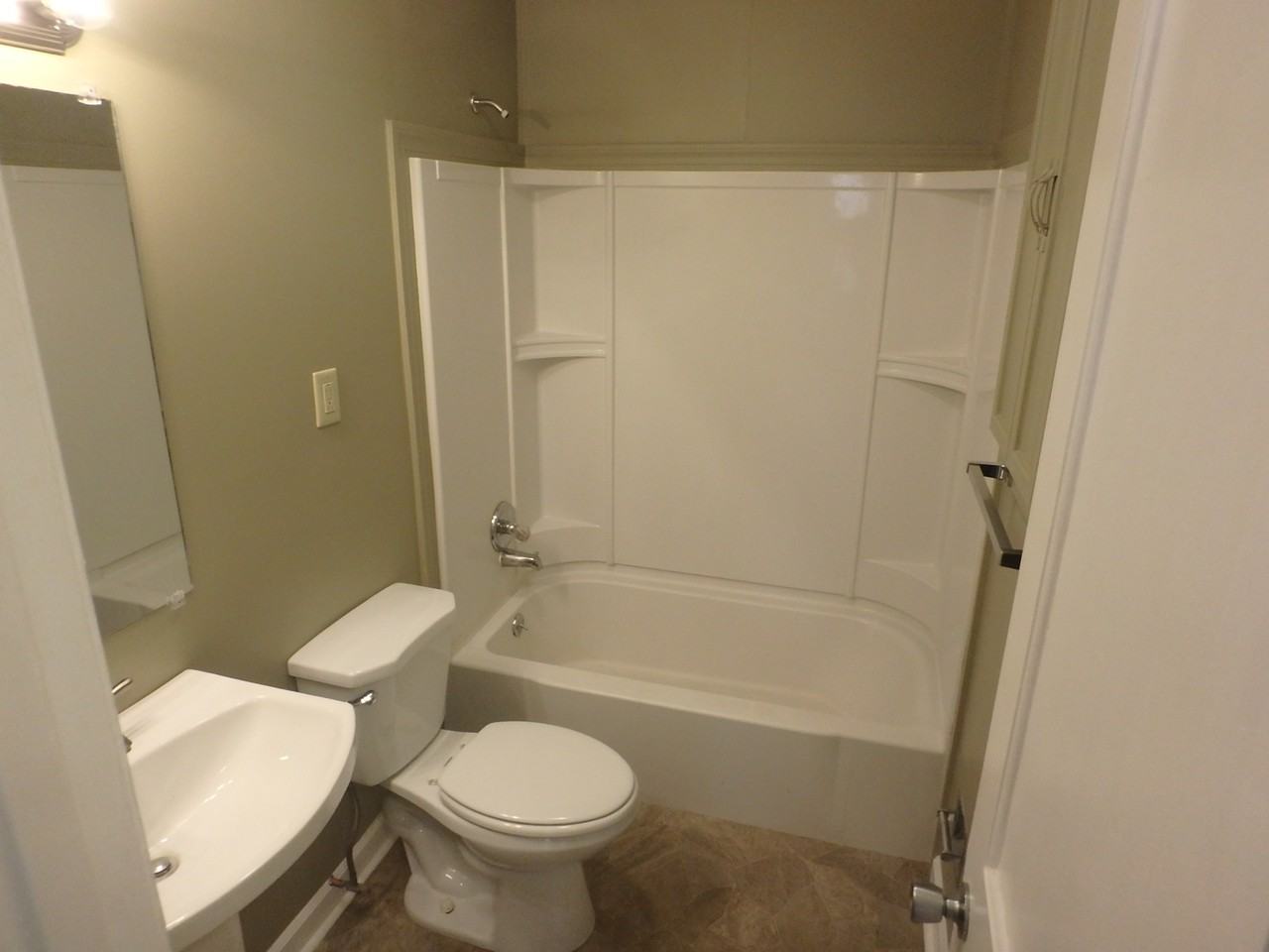 1824 Sw Cherokee St - Photo 3 of 8