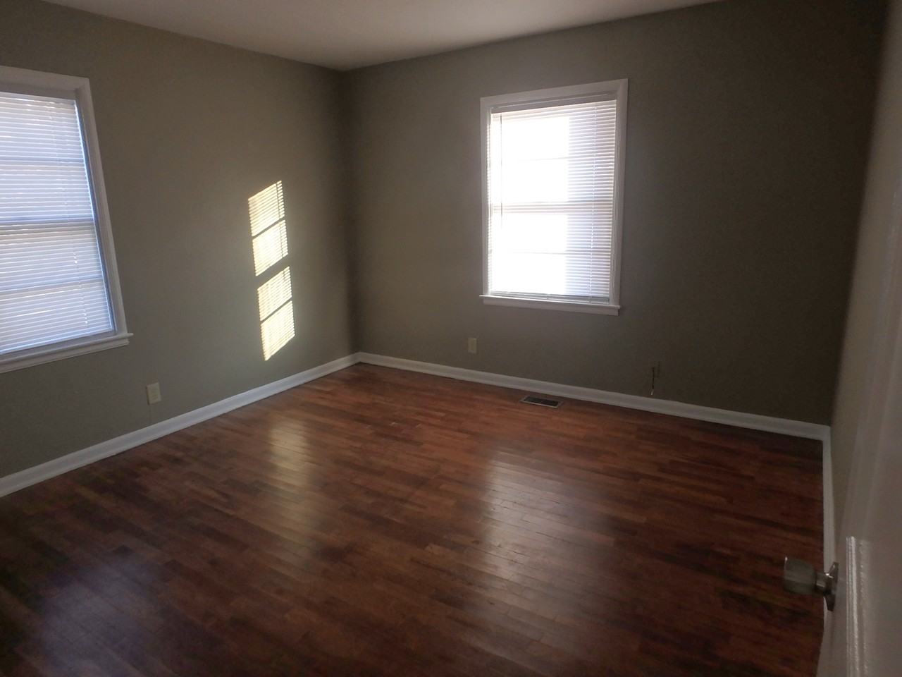 1824 Sw Cherokee St - Photo 4 of 8