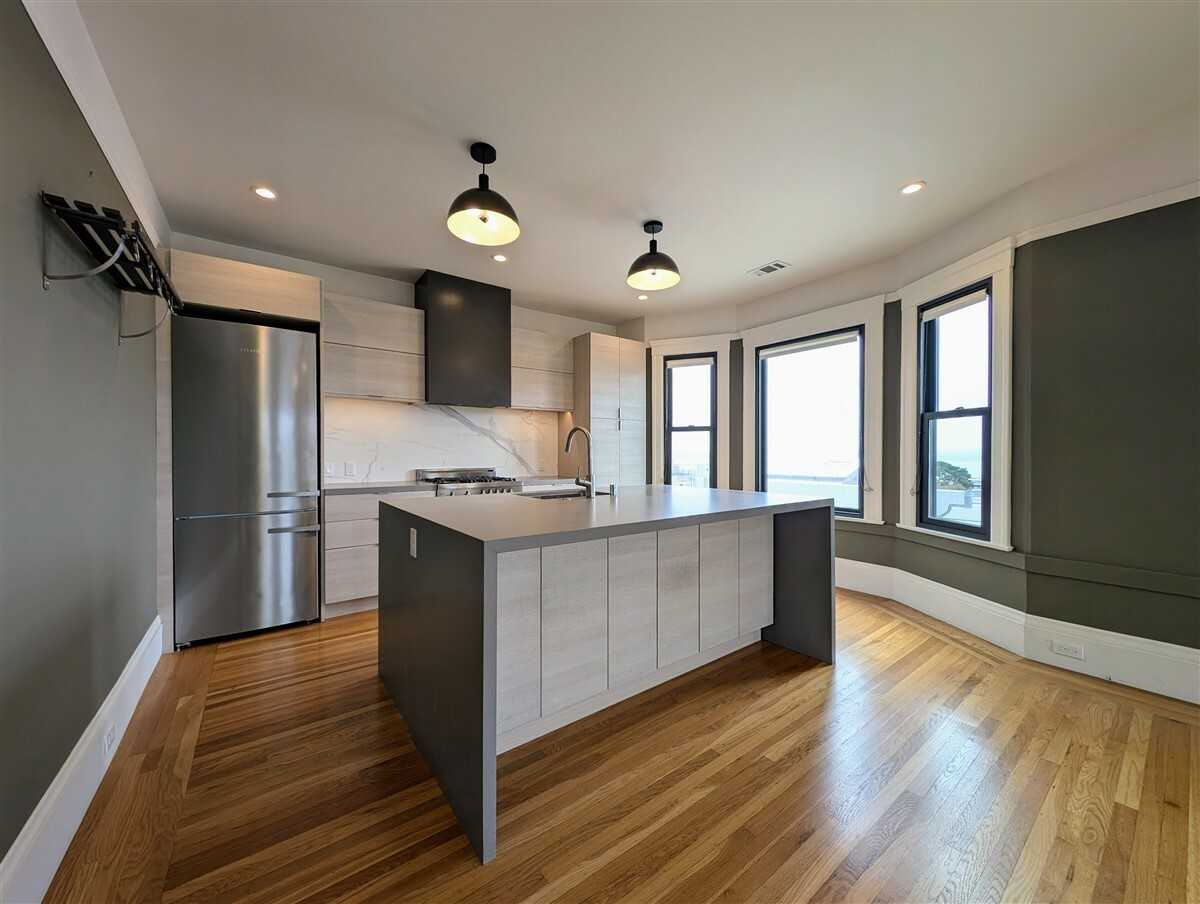 195 26th Ave #5 - Photo 3 of 19