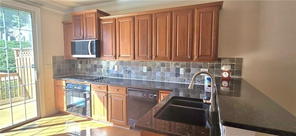 3390 Kiveton Ct - Photo 3 of 21