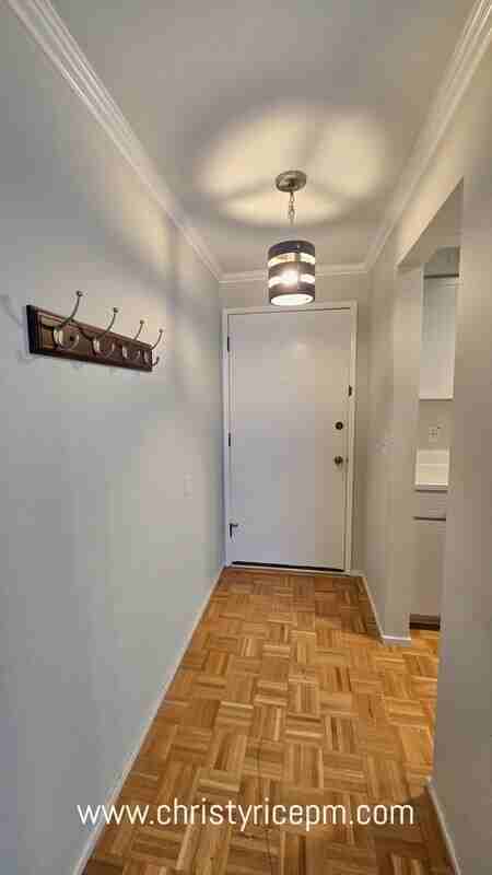 11010 Ne 68th St #627 - Photo 3 of 16