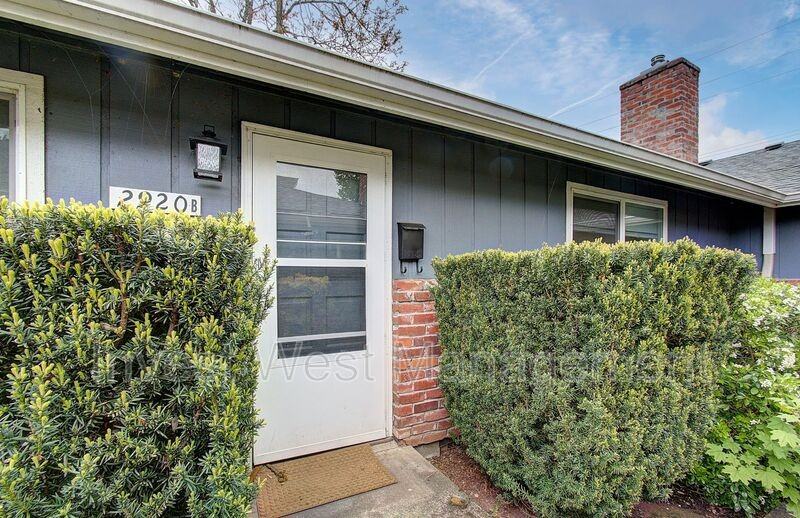 2920 - Photo 6 of 42