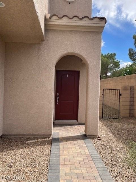 105 Duckhook Ave - Photo 2 of 26