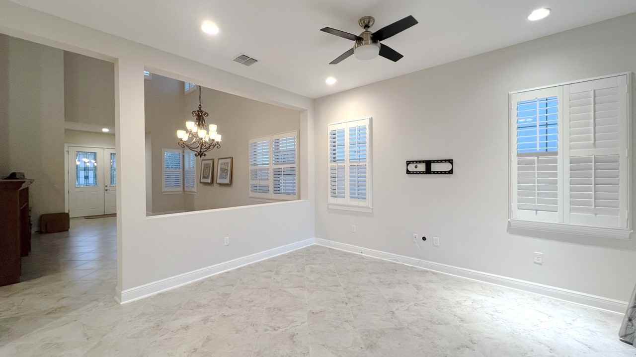 13147 Woodford St #1 - Photo 6 of 29