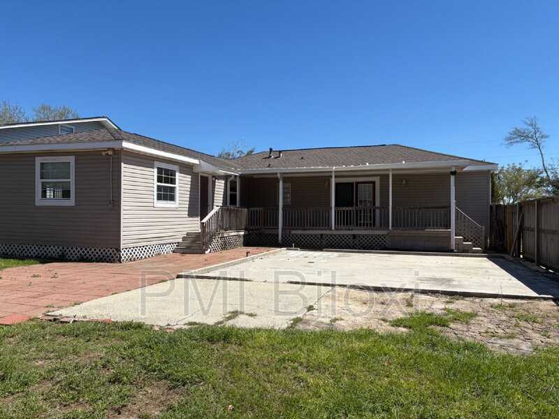 391 Rodeo Dr - Photo 5 of 26