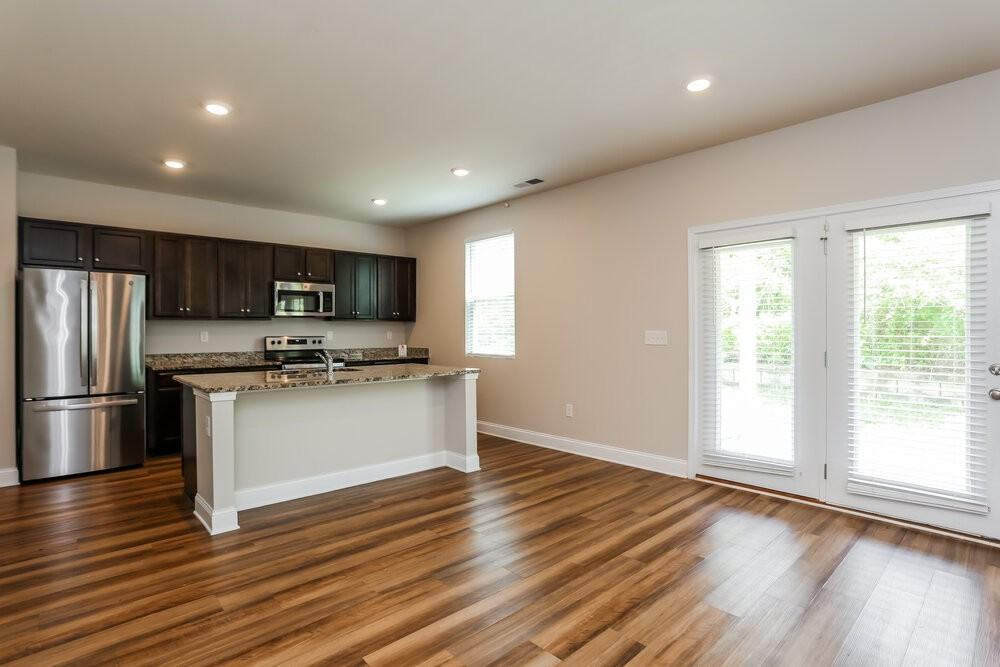 516 Overo Dr - Photo 5 of 17