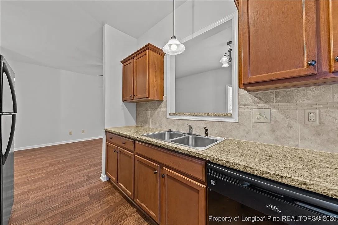 125 Burgess Ln #125 - Photo 7 of 16
