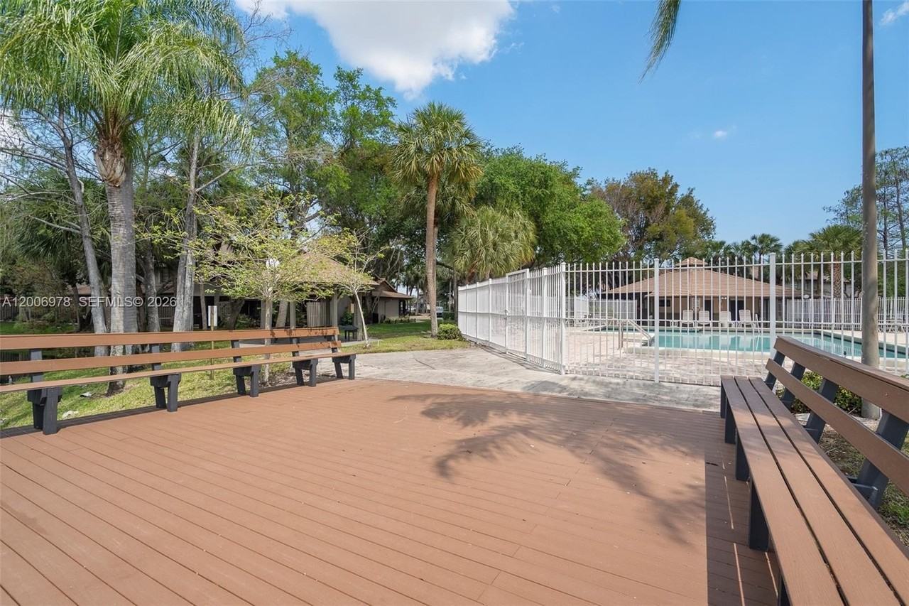 9161 Vineyard Lake Dr #9161 - Photo 4 of 50