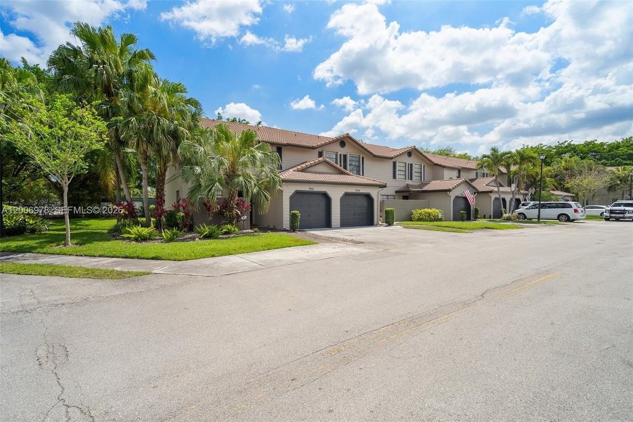 9161 Vineyard Lake Dr #9161 - Photo 5 of 50