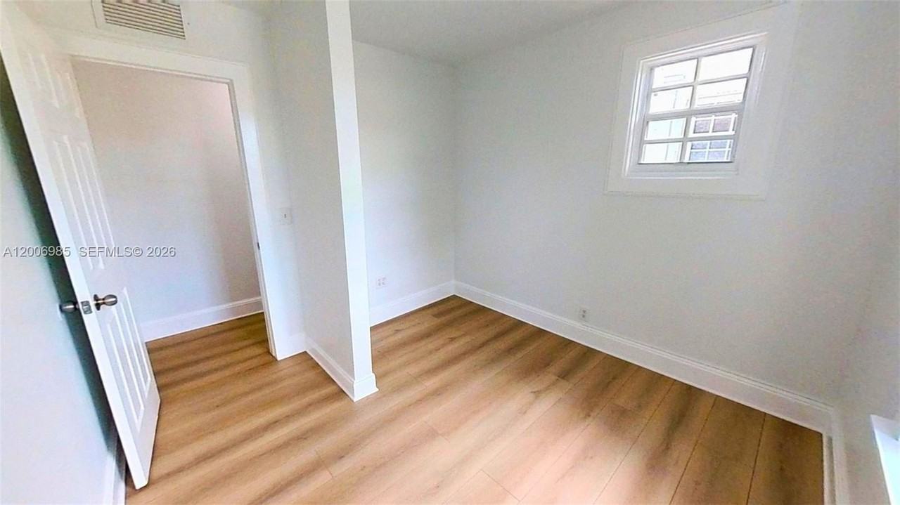 8240 Ne 3rd Ave - Photo 2 of 19