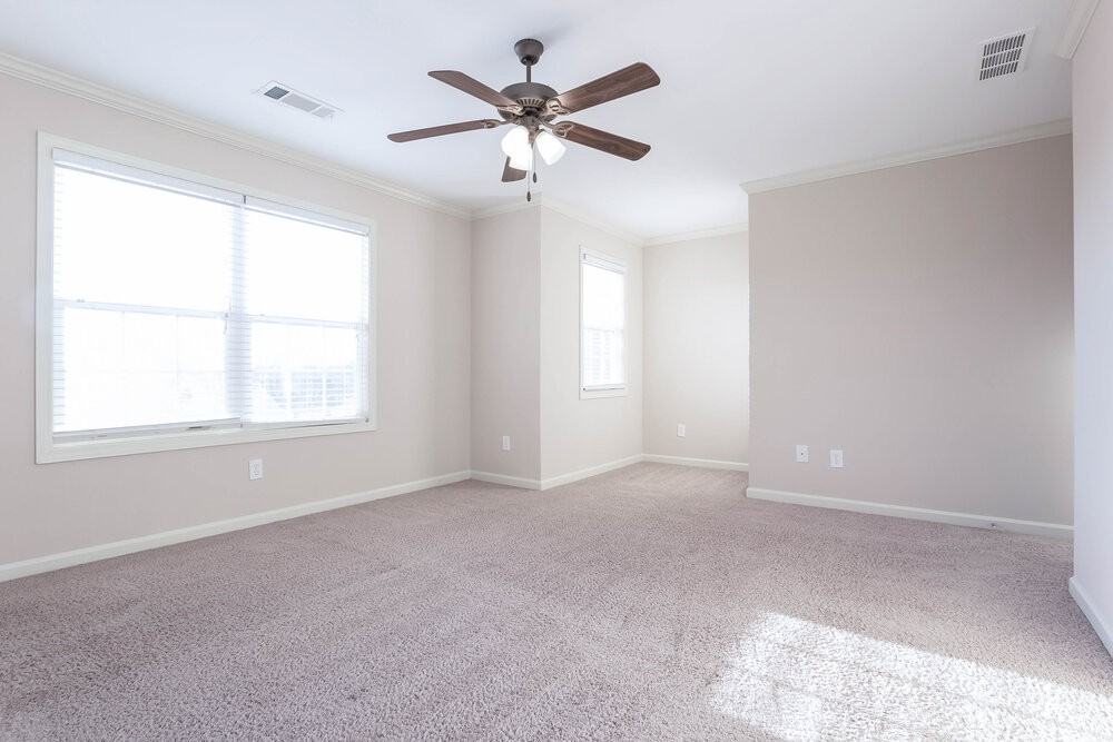 537 Pringle Dr - Photo 6 of 15