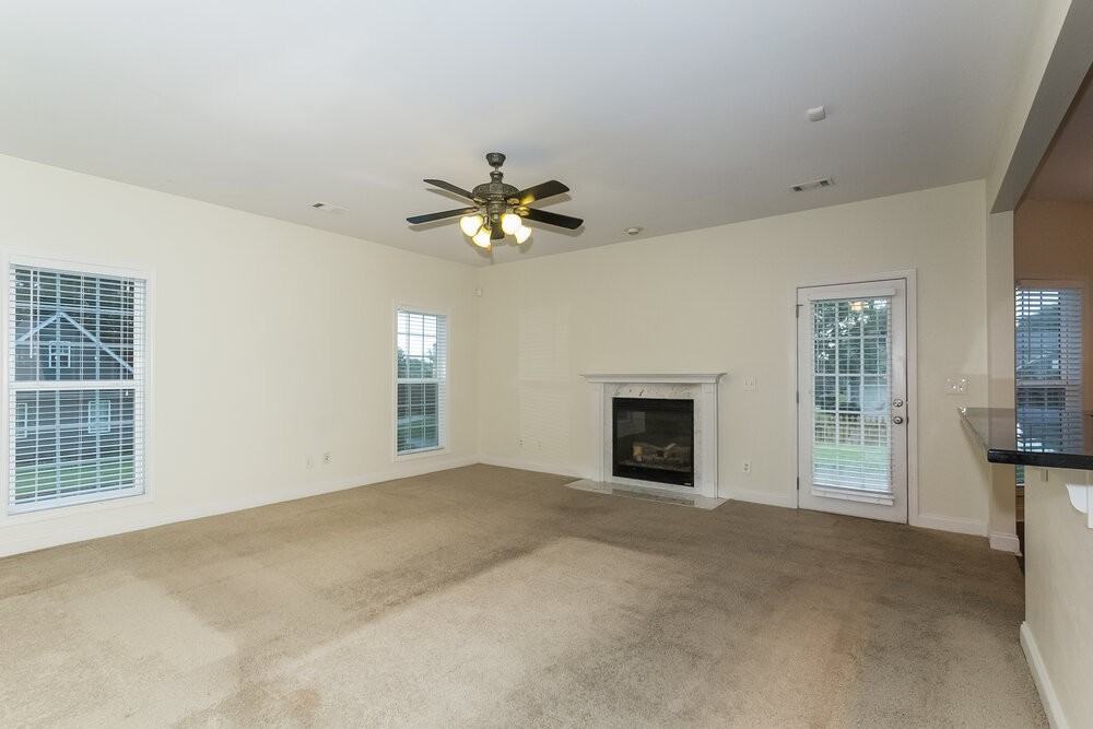 122 The Blvd - Photo 2 of 13