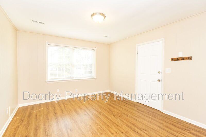 207 Memorial Dr #3 - Photo 2 of 14