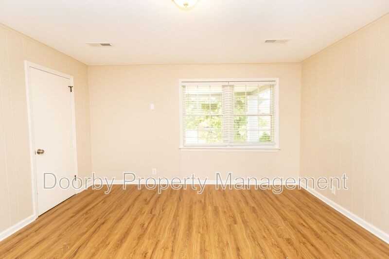 207 Memorial Dr #3 - Photo 7 of 14