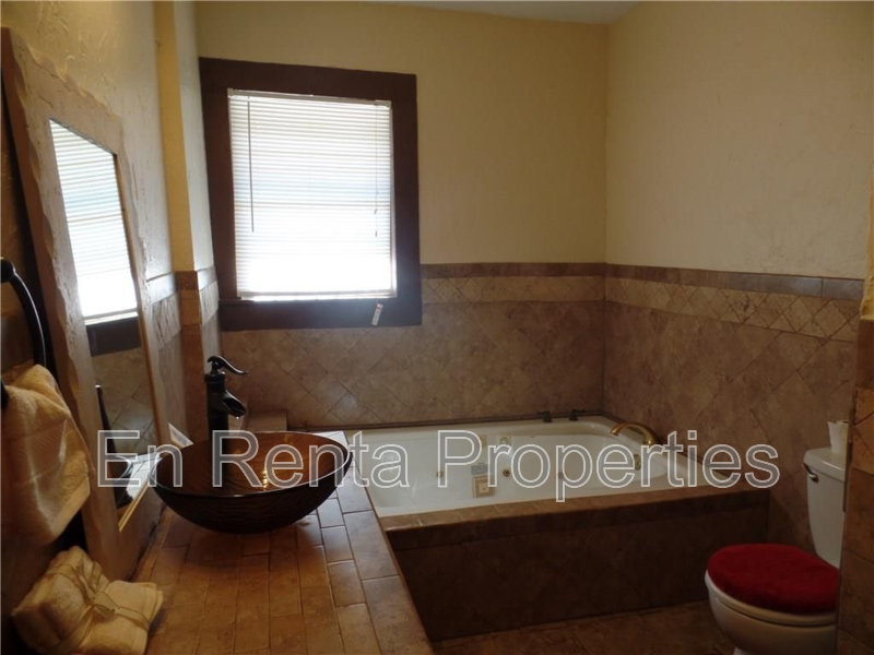 1925 Saint Louis Ave - Photo 6 of 7