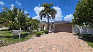 511 Se 25th Ter - Photo 1 of 1