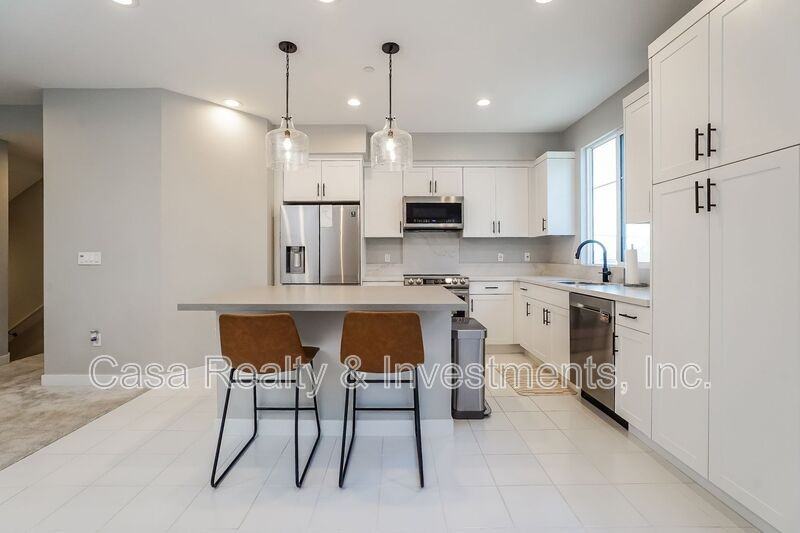 2117 Copper Walk - Photo 2 of 23