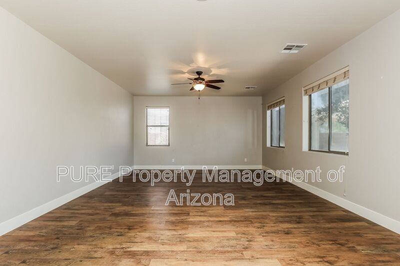 43558 W Oster Dr - Photo 3 of 50