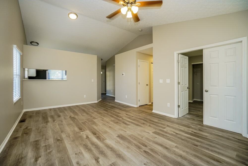 1551 Covina Dr - Photo 5 of 16