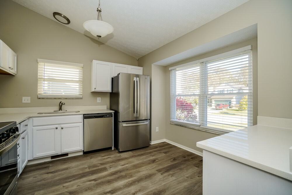 1551 Covina Dr - Photo 6 of 16