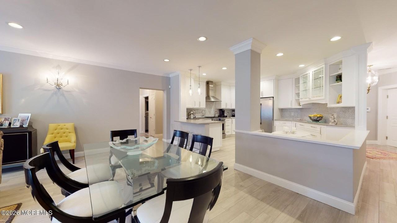 312 Riviera Dr - Photo 7 of 33