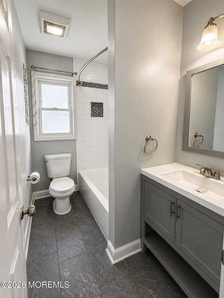 194 2nd St - Photo 7 of 11