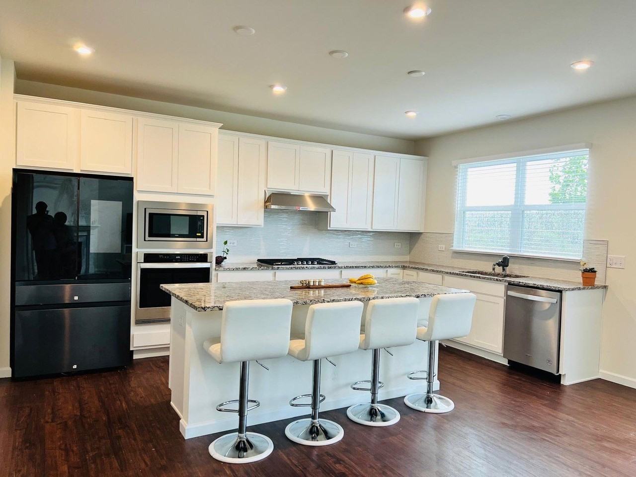 3607 Ambrosia Dr - Photo 5 of 24