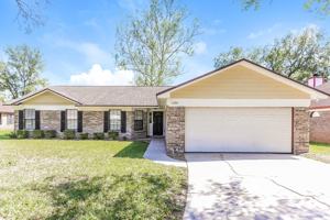 featured image of 11690 Cherry Bark Dr W