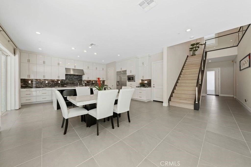 231 Huckleberry - Photo 5 of 25