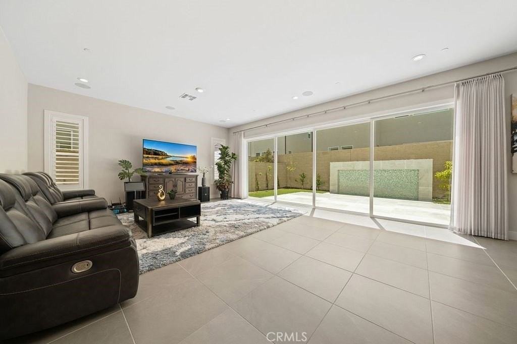 231 Huckleberry - Photo 6 of 25