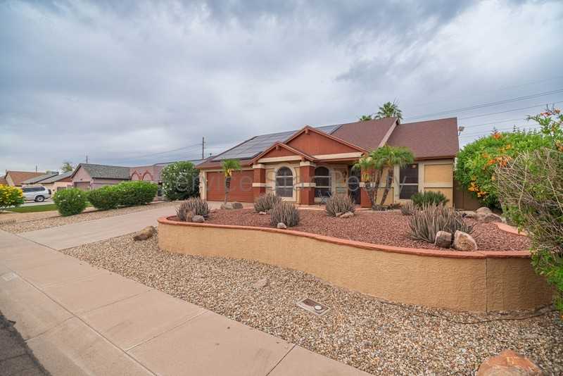 7730 W Shaw Butte Dr - Photo 2 of 22