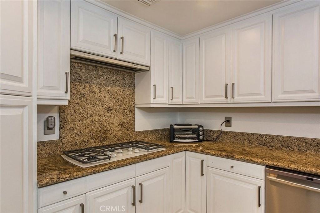 1500 E Ocean Blvd #410 - Photo 5 of 28