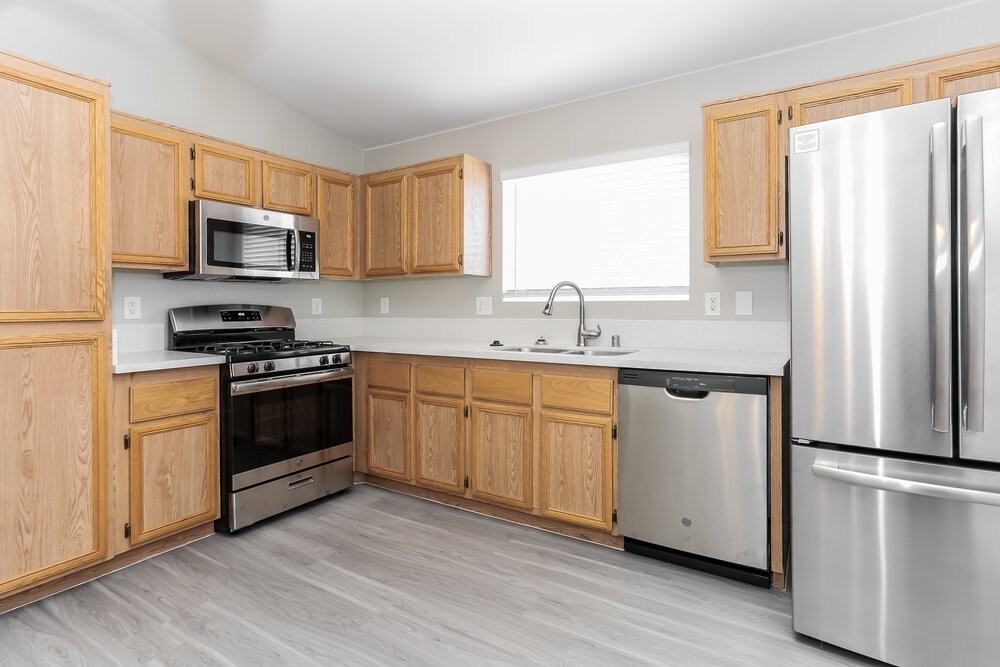 4037 Sweet Surrender Ct - Photo 6 of 16