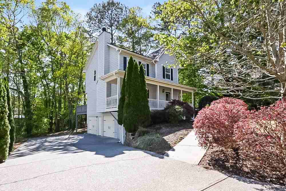 420 Wood Chase Ln - Photo 5 of 18