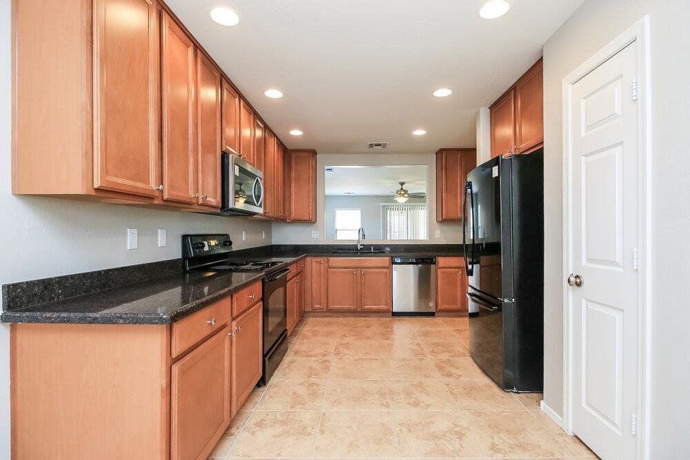 4439 W Burgess Ln - Photo 7 of 16