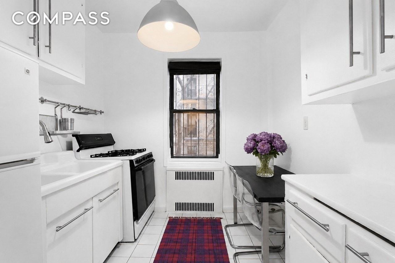 125 Ocean Ave #1E - Photo 3 of 5