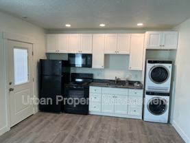 940 W Shadow Brook Ln - Photo 1 of 1