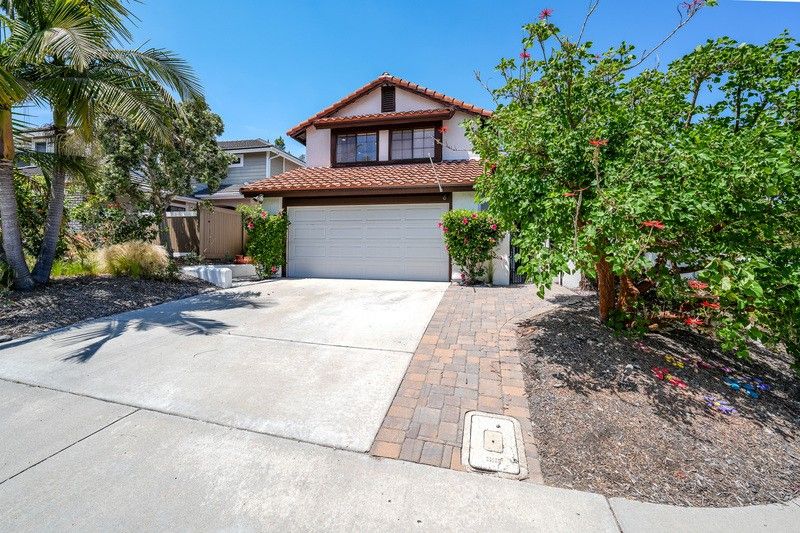 4394 Mistral Pl - Photo 4 of 35